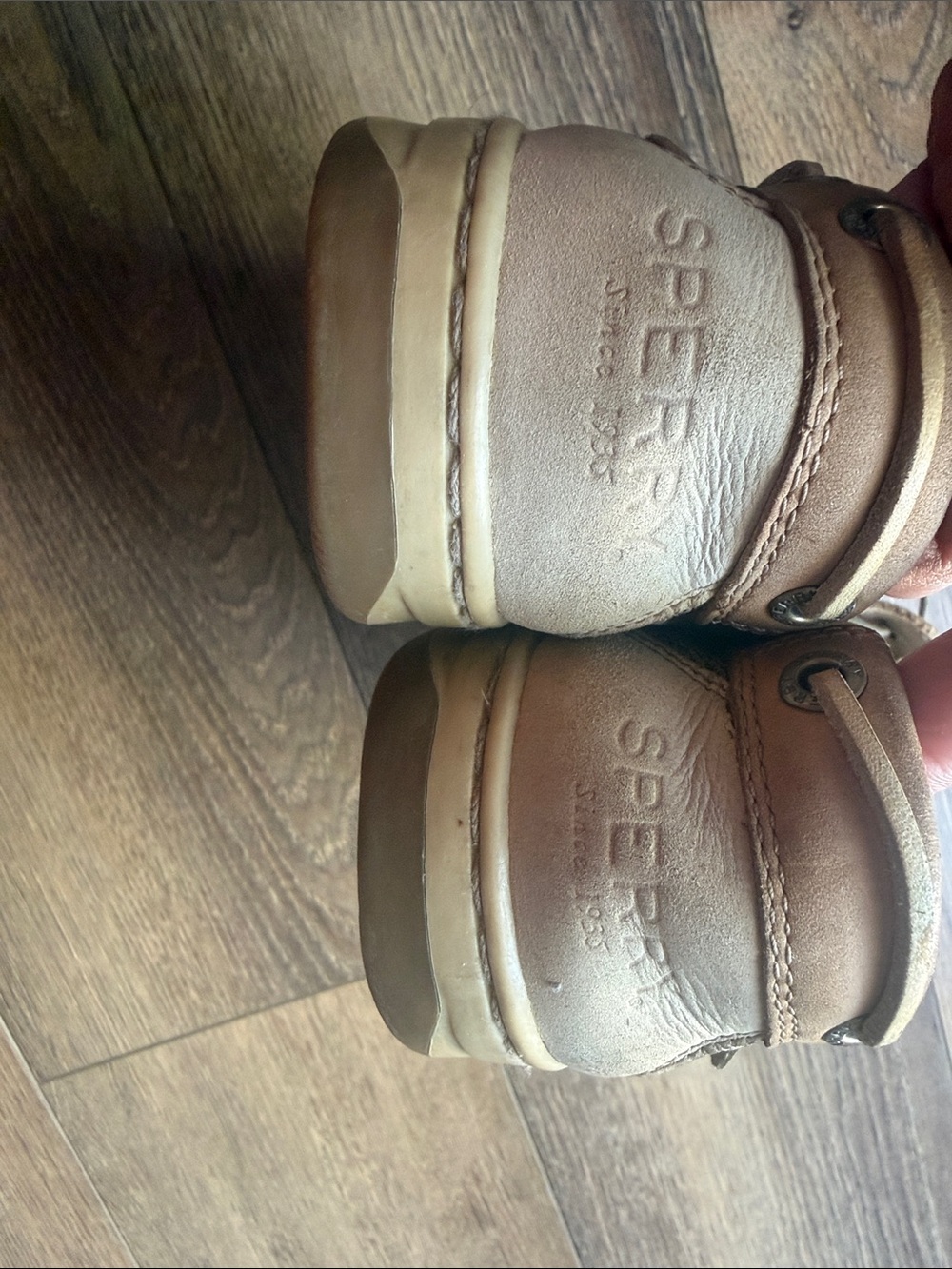 Sperry Classic Tan Leather Lace-Up Boat Shoes. Size 8.5 - Picture 4 of 8